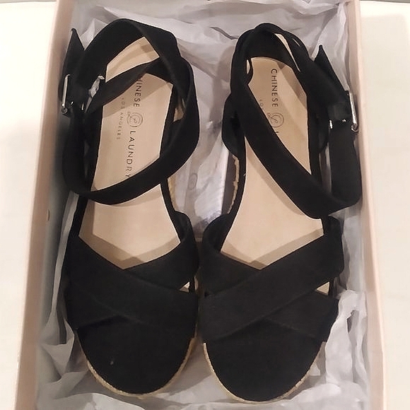 Chinese Laundry ZALA Wedge Sandal | size 8 US / 38.5 EUR - Picture 2 of 7